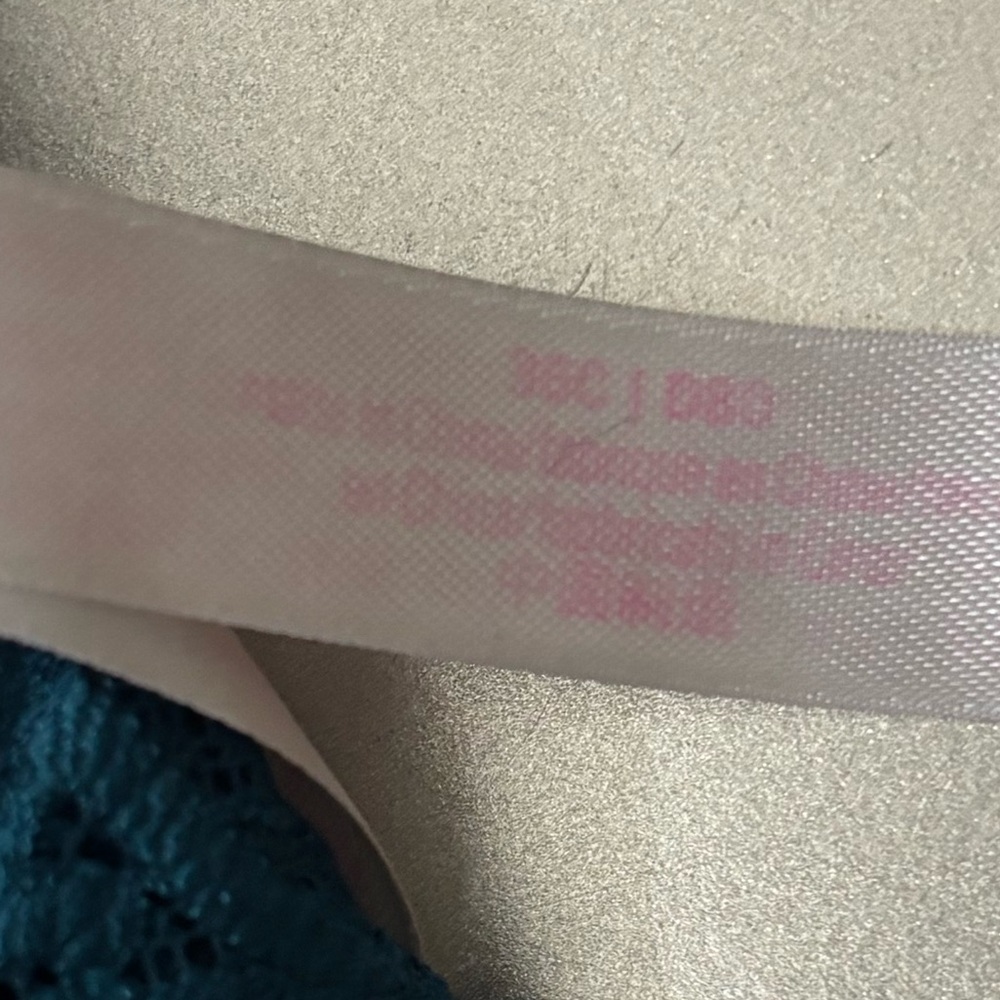 Victoria's Secret pink date raserback push-up bra shini blue hade lace NWT - Picture 2 of 6